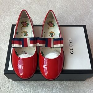 Gucci Red Kids Shoes with Bow - Size 34